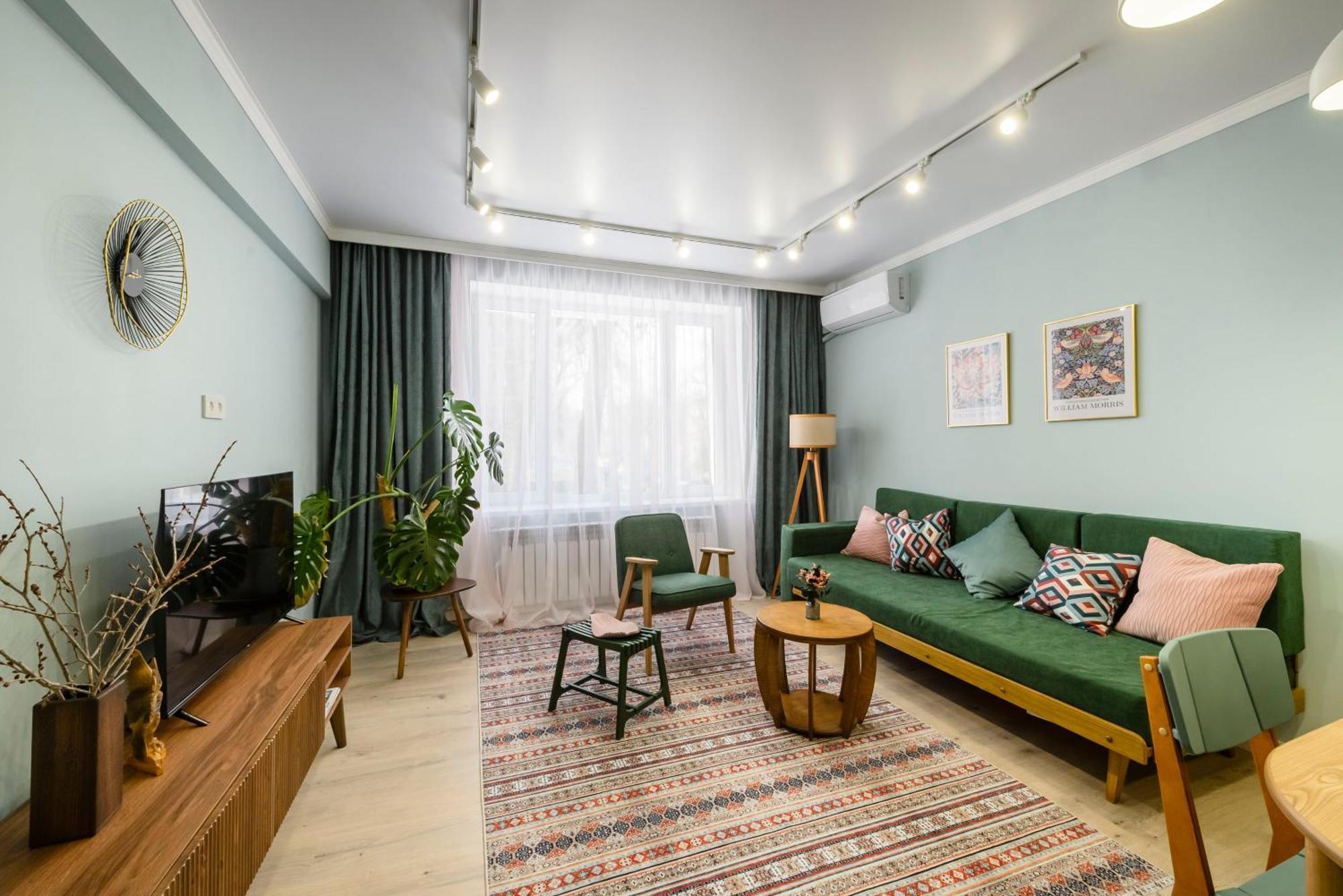Mid-Century Charm Apartments В Центре Алматы Eksteriør billede