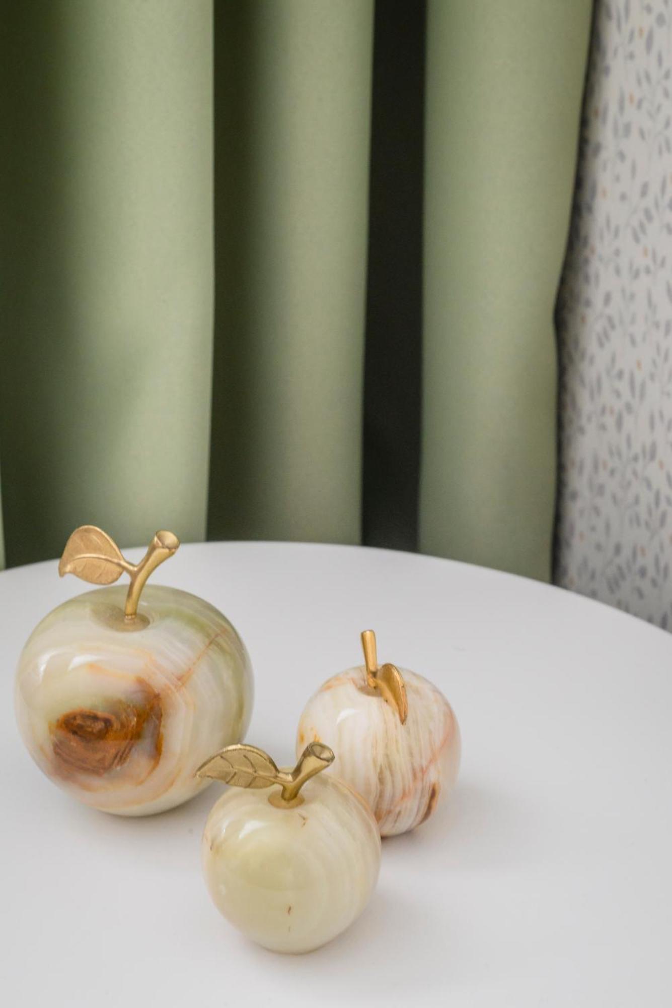 Mid-Century Charm Apartments В Центре Алматы Eksteriør billede