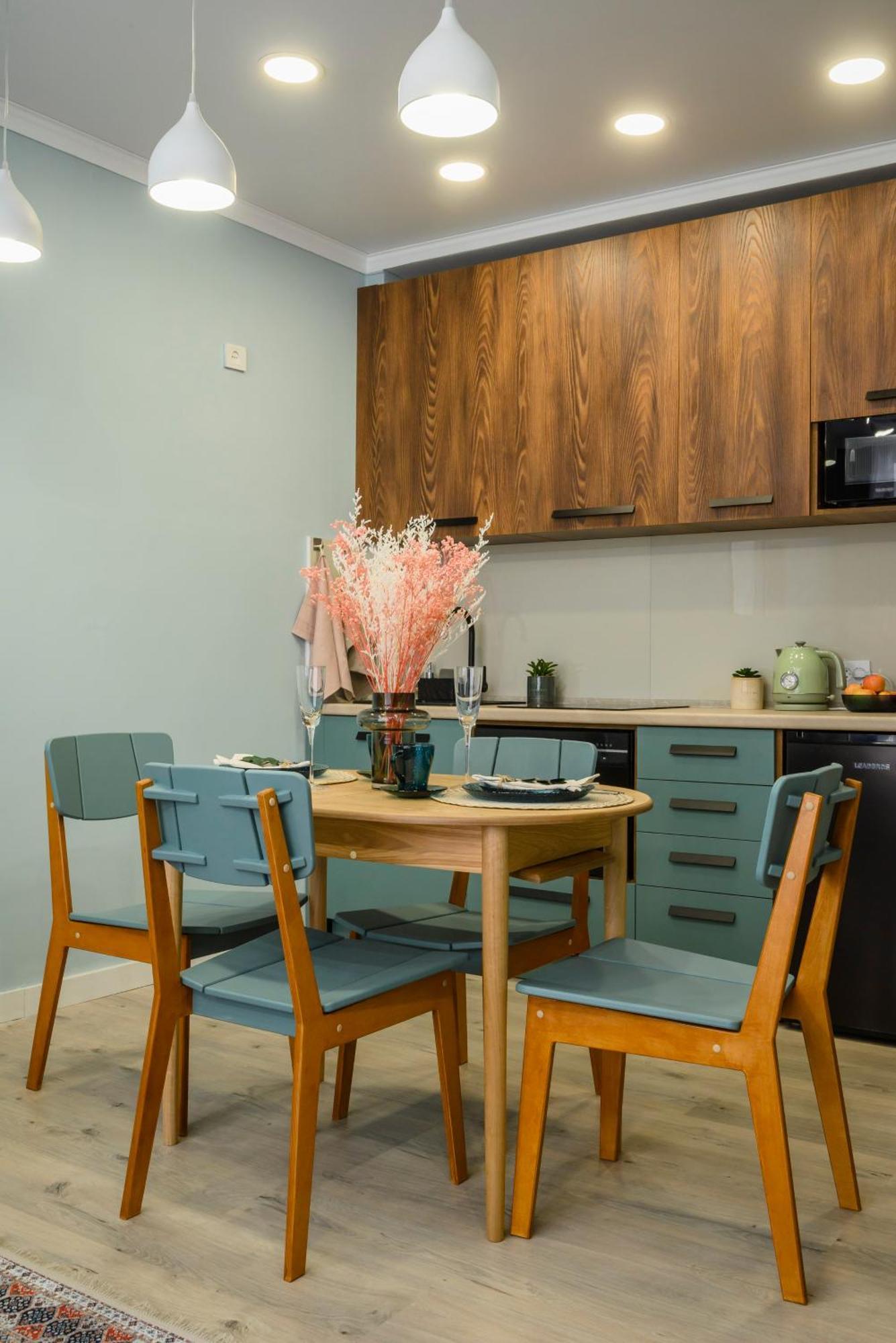 Mid-Century Charm Apartments В Центре Алматы Eksteriør billede